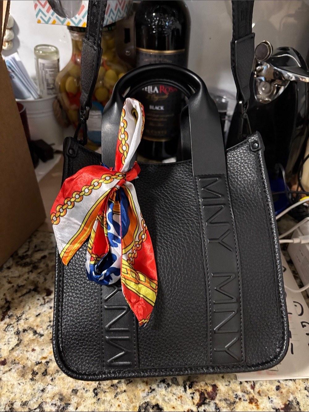 Marc New York Black Pebbled Leather Tote Bag- with Willy-Labubu w/ cola included - Picture 3 of 16